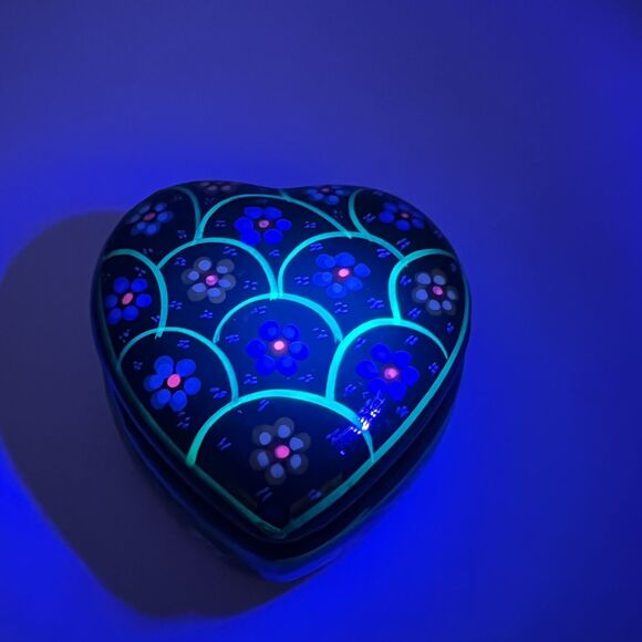 Hand Painted Mexican Redware Pottery Trinket Box Mosaic Glaze Heart Floral GLOWS - Picture 2 of 12